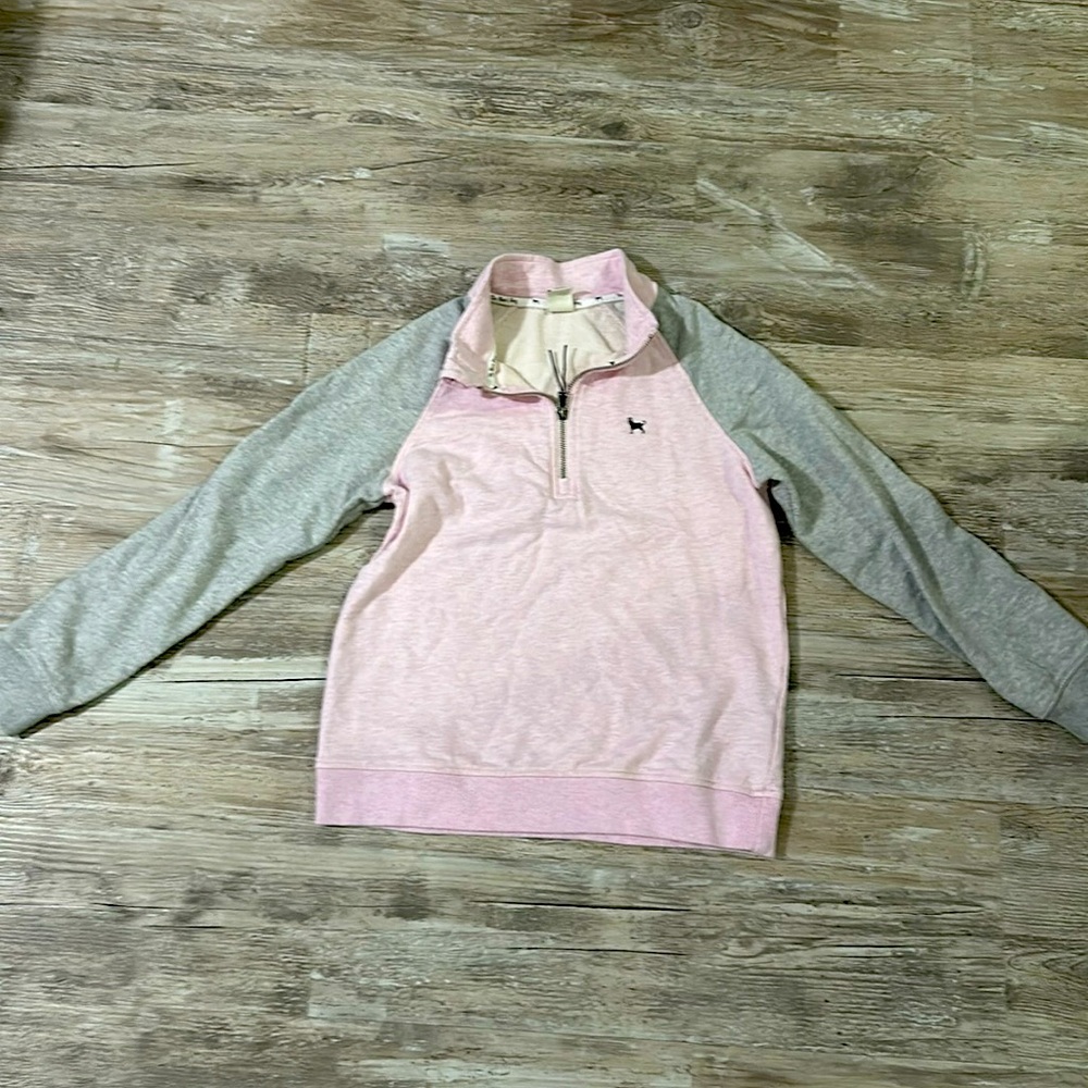 Black dog youth medium zip